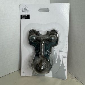 Disney The Haunted Mansion Door Knocker Magnet